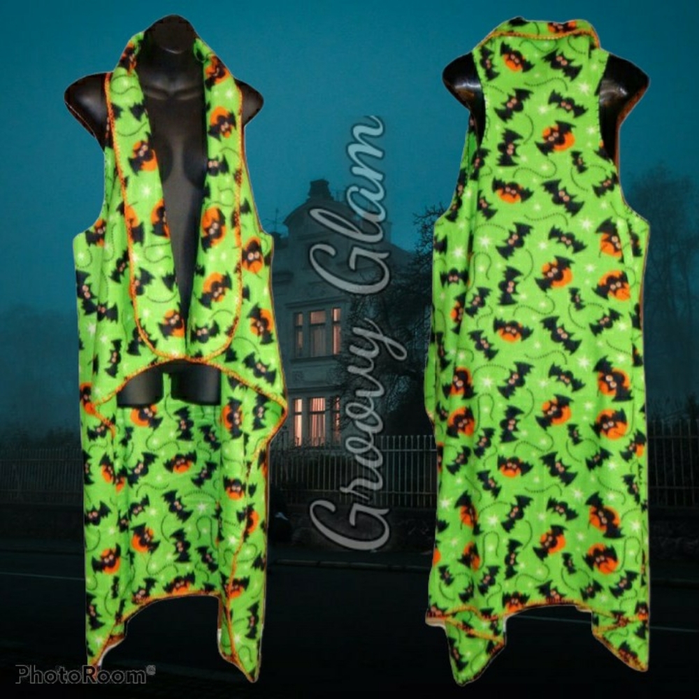 GROOVY GLAM  Halloween Bats Long Waterfall Vest